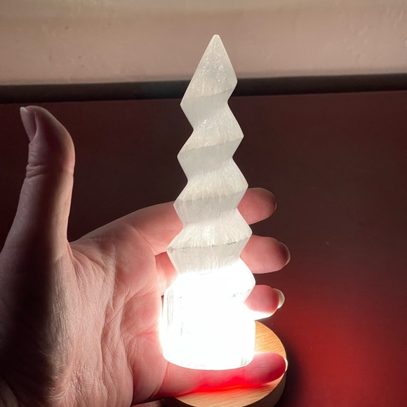 Genuine Selenite tower light - Picture 12 of 15